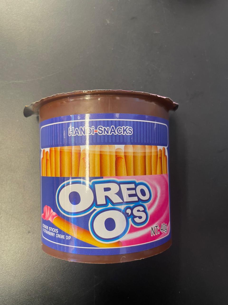oreo strawberry stick Oreo O's Cookie n Strawberry Sticks 40G - Image 1